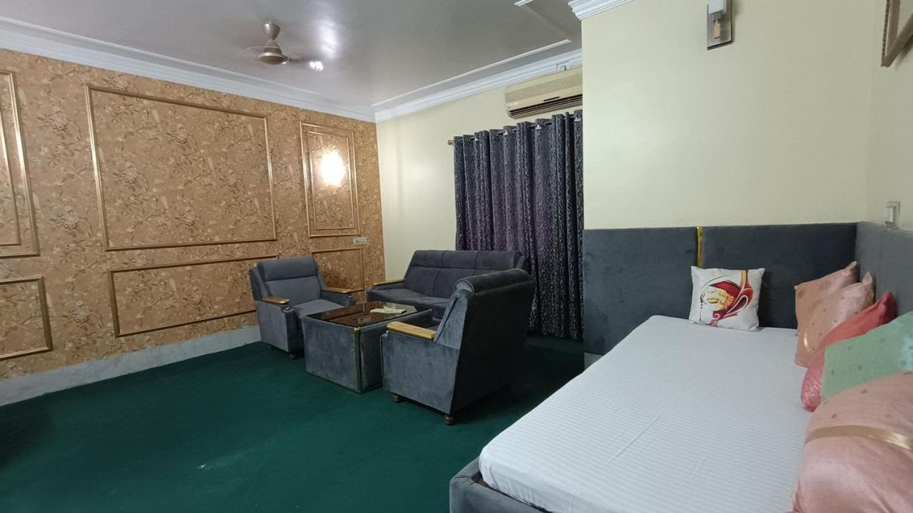 Hotel Sangam Baharampur Екстериор снимка